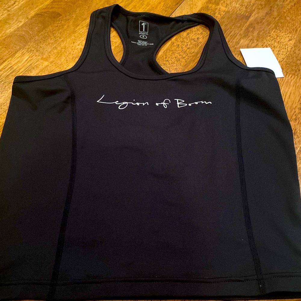 Legion of Boom 1st Phorm yoga top size M